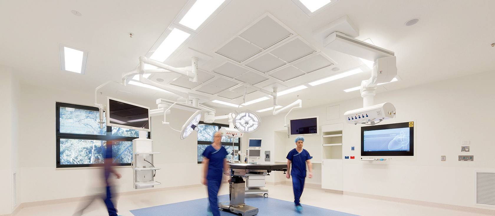 Operating room 2024 light fixtures